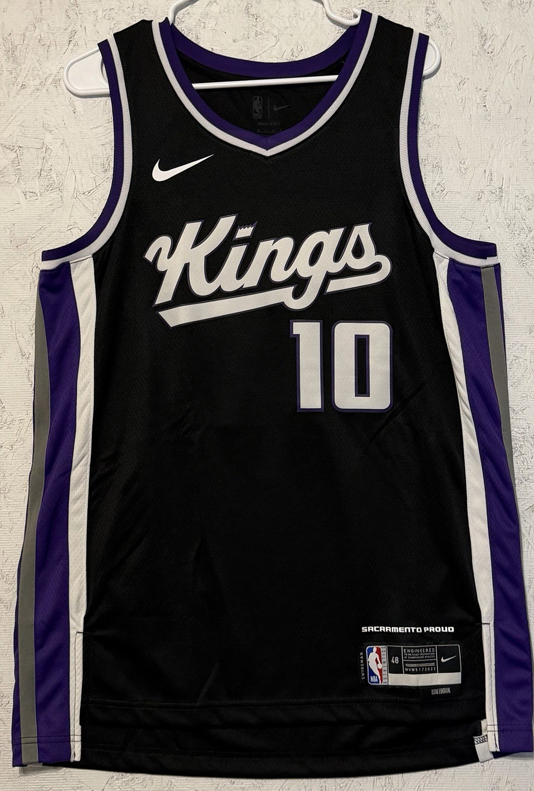 Nike NBA Sacramento Kings Domantas Sabonis #10 Icon Dri-FIT Jersey Men 48 Large