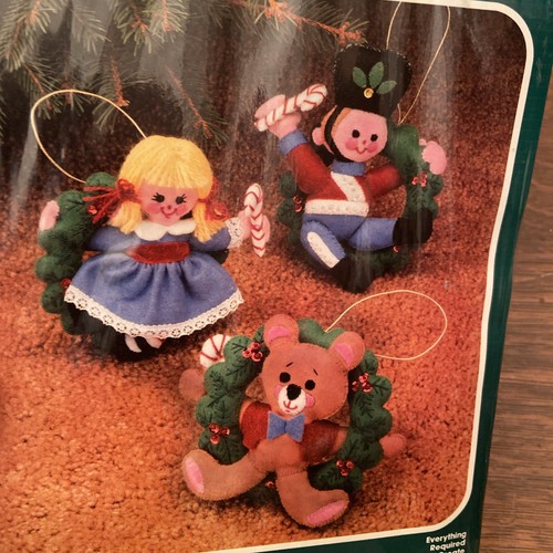 Vintage Bucilla Christmas Heirloom Ornament Set Of 3 Jeweled NEW 48986 - Picture 3 of 4