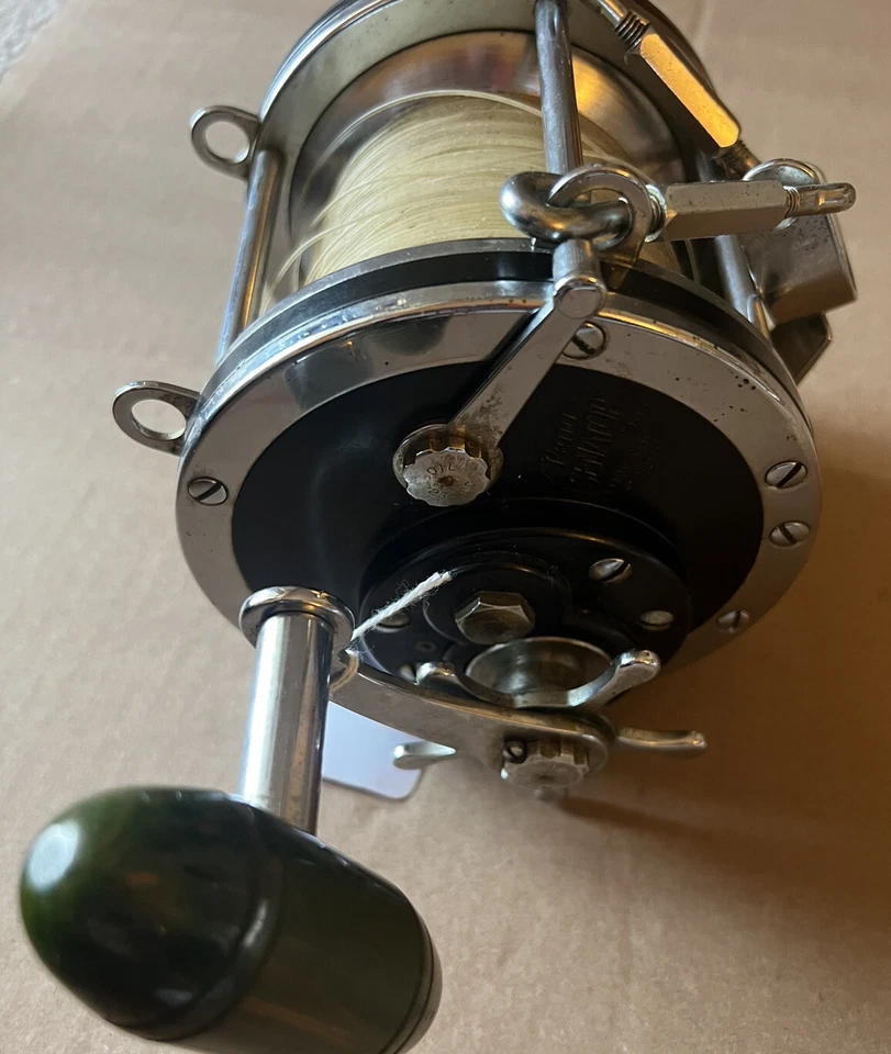 取引中】 ペンリール PENN9／0 大物釣用