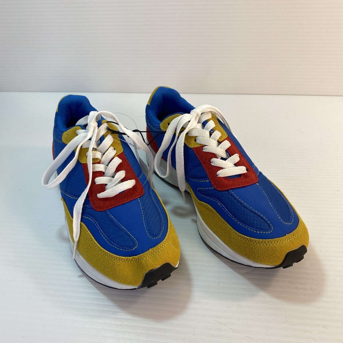 LIDL リドル スニーカー LIDL Blue, Yellow, Red Sneakers NWT. Fits Like A Women's 8