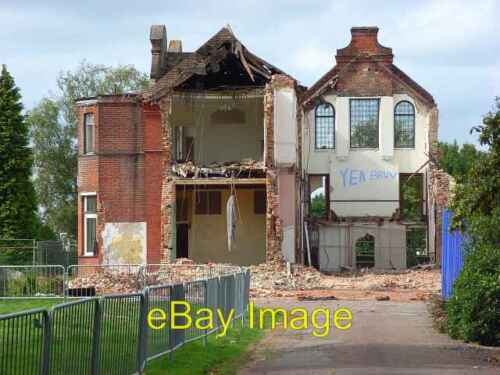 Photo 6x4 Cranbourne Hall Winkfield Place Demolition prior to its replace c2007 - Foto 1 di 1