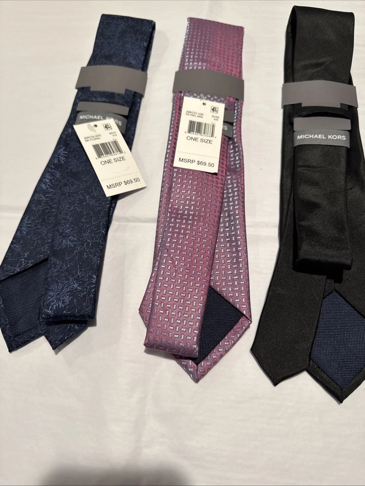 Lote de 3 corbatas para hombre MICHAEL KORS 2 mezcla de poli/seda, 1 seda (negro) Foto 2 de 4