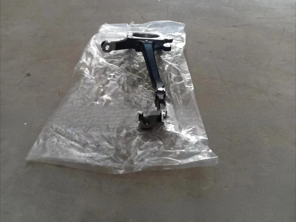 Steering Knuckle Right Axle For Toyota Hilux # 432110K030 - Image 3 of 4