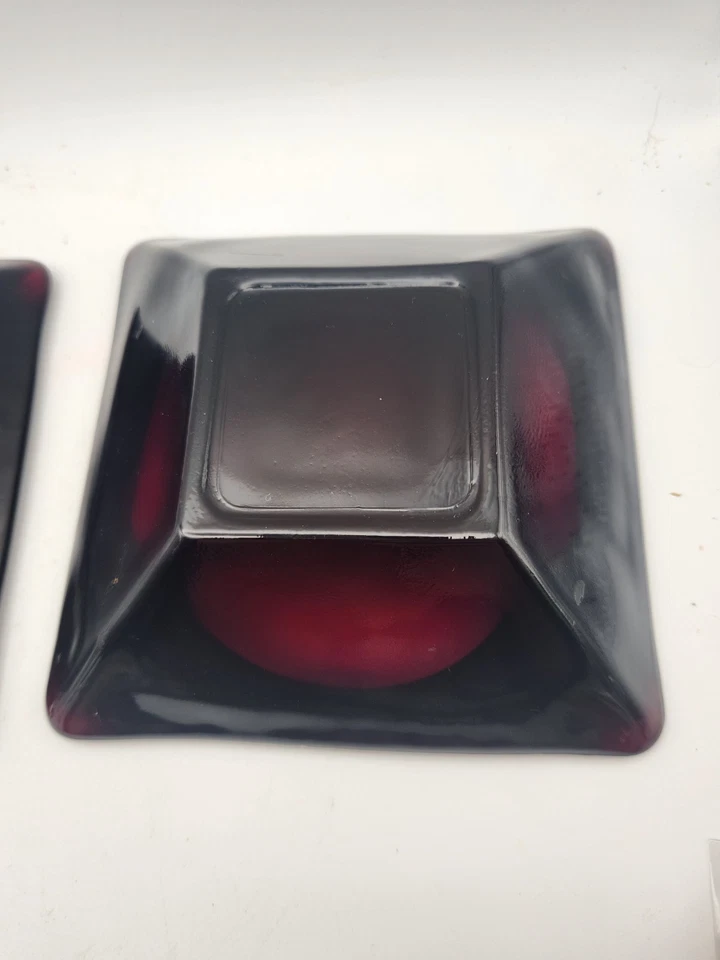 Vintage Pair of Anchor Hocking ruby red ashtray 1940s-1960 - Image 4 of 4