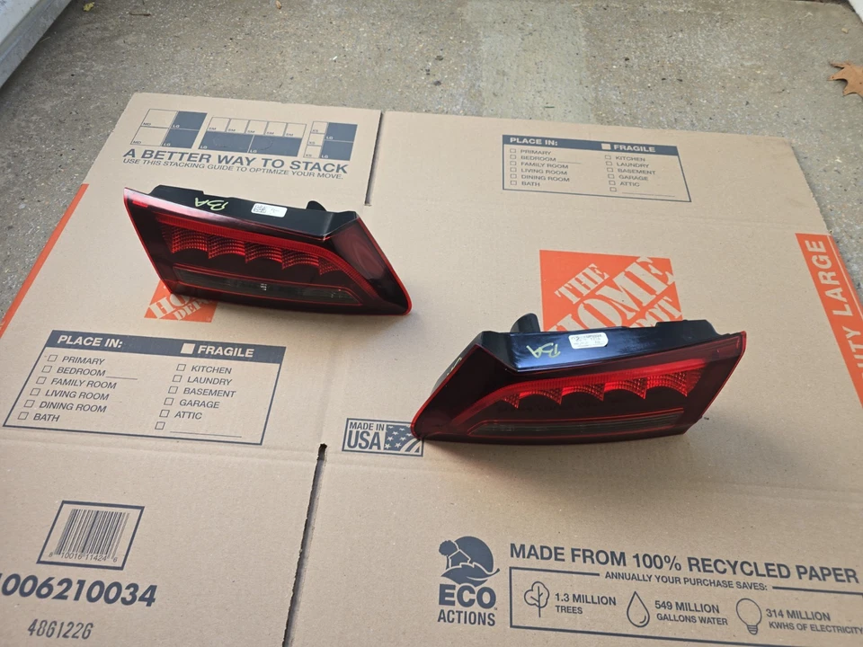 ACURA TLX 2015-2020 LUZ TRASERA DERECHA E IZQUIERDA IZQUIERDA MALETERO INTERIOR OEM Foto 3 de 4