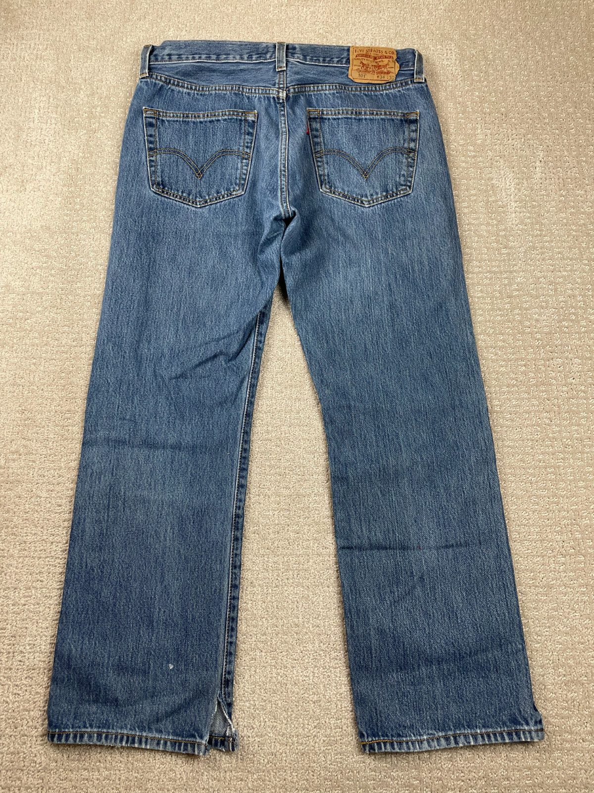 Vintage Y2K Levis 501 Jeans Mens Fits 34x28 Medium Wash Button Fly Straight Work