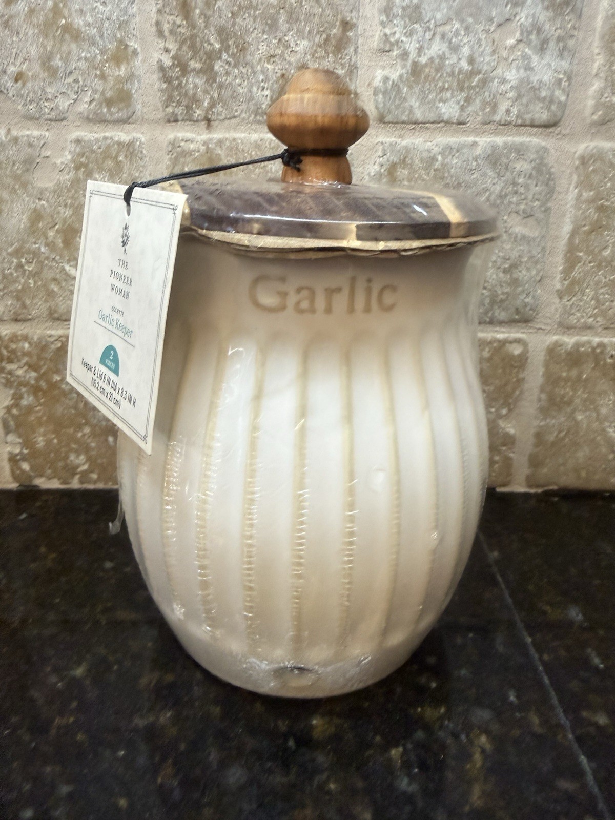 Pioneer Woman Colette Garlic Keeper Creamy White Stoneware Brand NEW 2026