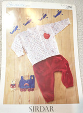 Sirdar Knitting Pattern 3856 Snuggly Aran Sweaters 20-30"