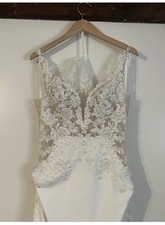 Ever and After Wedding Dress Size 4 Never Worn Brand New