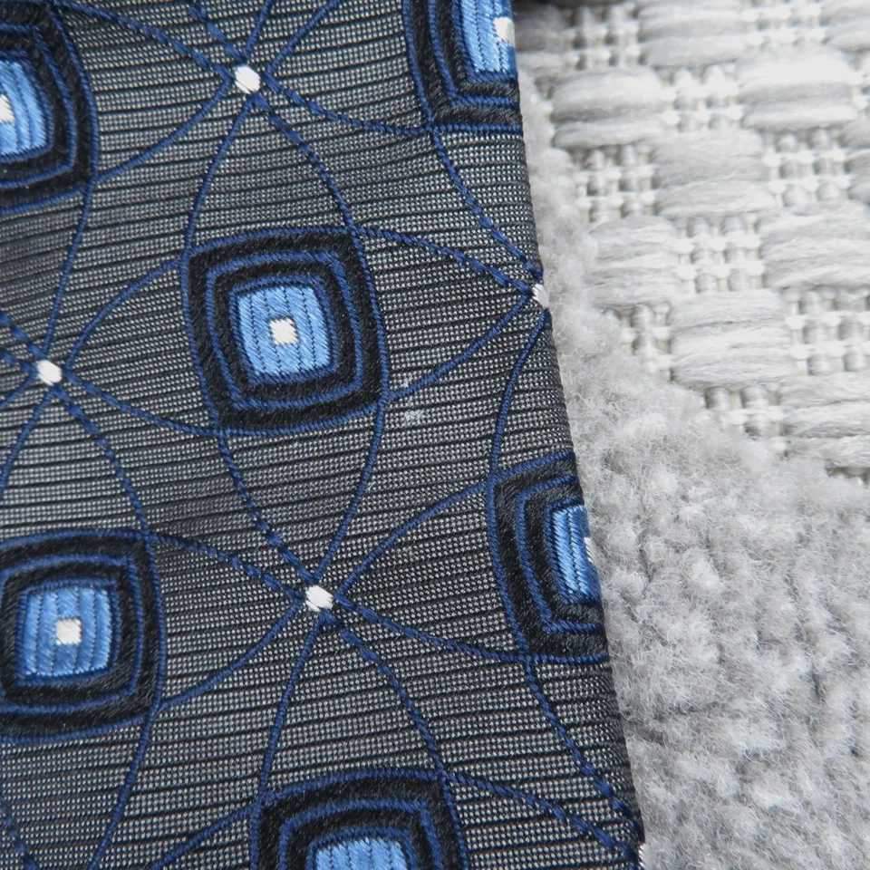 Vintage Hickey Freeman Tie Dark Grey/Blue Jacquard Medallion Made In USA Silk - Image 4 of 4