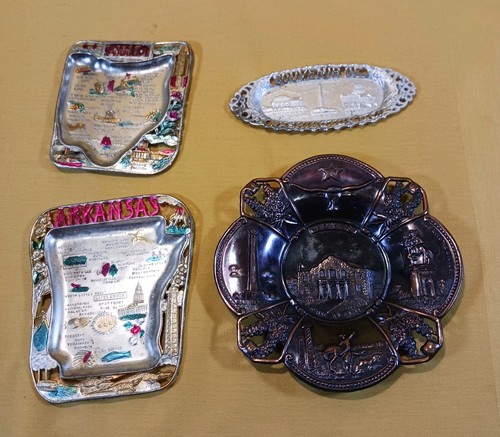 Vintage Souvenir Trays Lot Alamo, Arkansas, Ohio, Washington DC Ash Trays