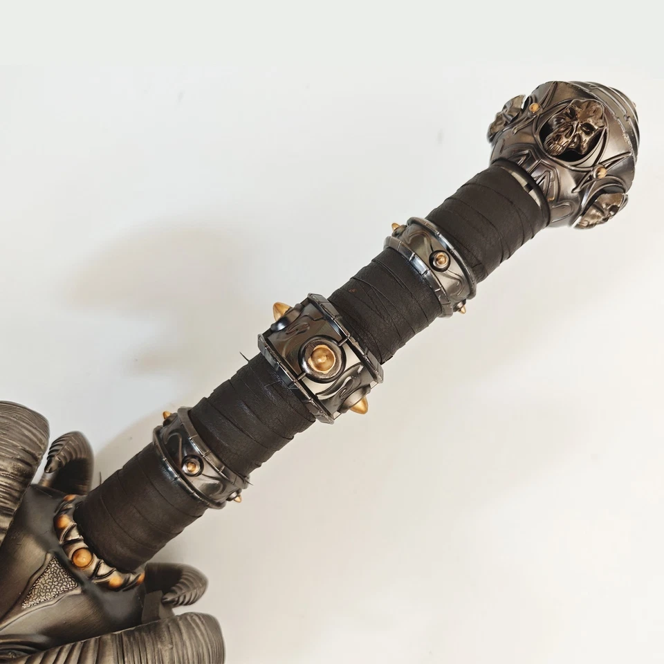 48 inches,Frostmourne,Metal Stainless Seel Zinc Aluminum Alloy,Arthas Menethil. - Image 4 of 4