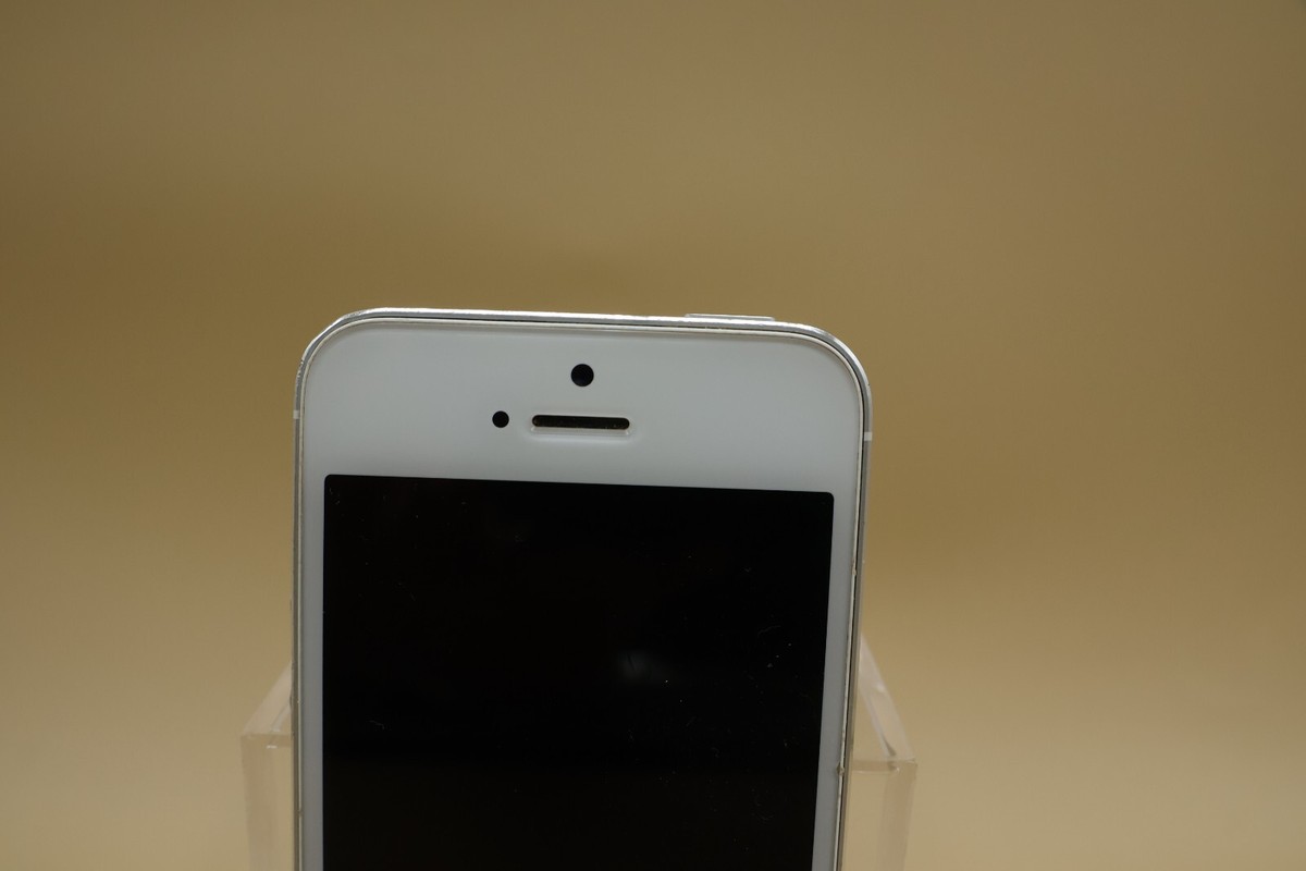 Apple iPhone 5S A1453 16GB Silver- Parts only- Dut's Deals