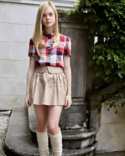 Elle Fanning 8 x10 Print Photograph Picture Celebrity Photo