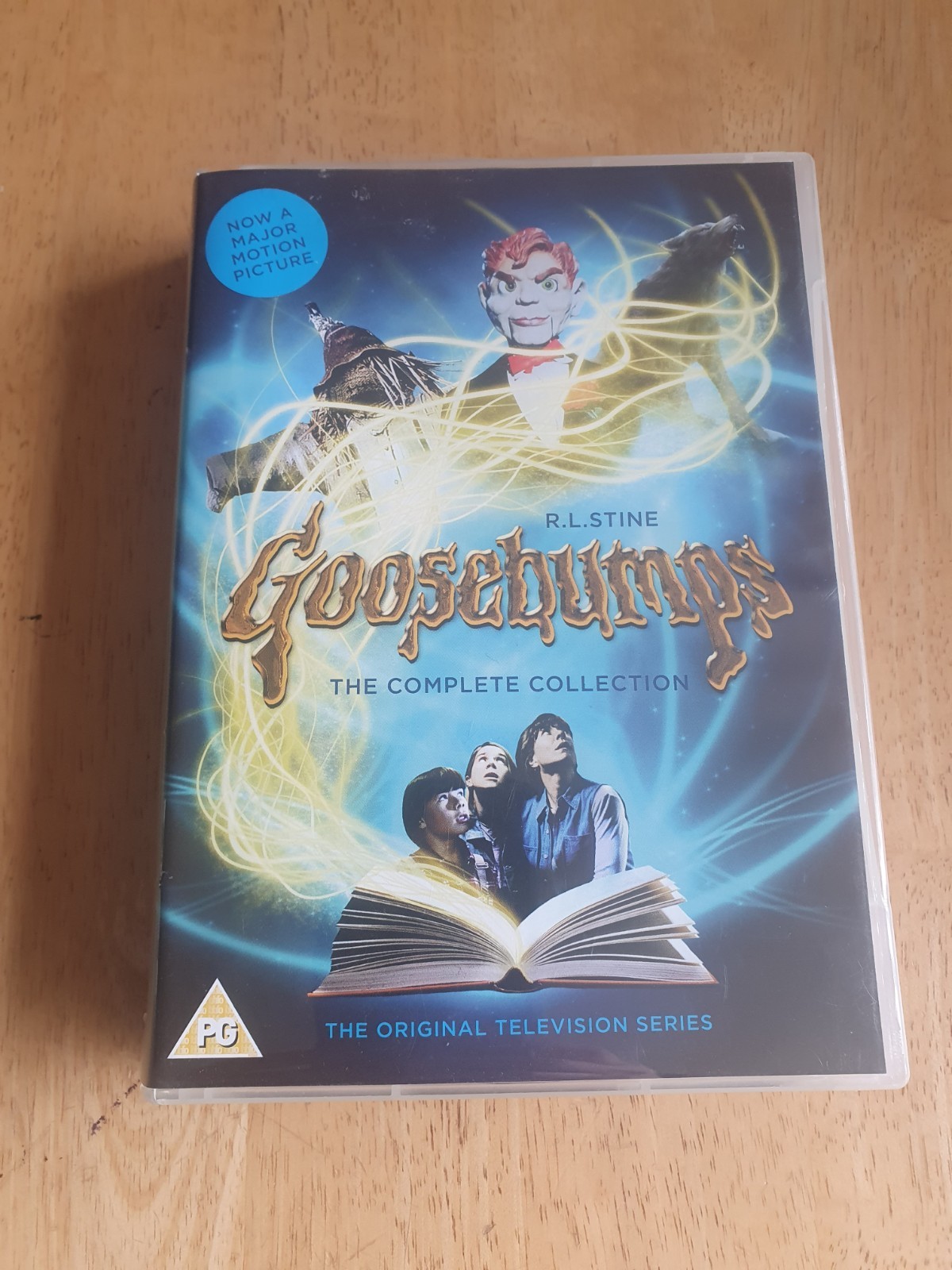 DAMAGED CASE - Goosebumps The Complete Collection DVD Box Set Series 1 2 3 & 4