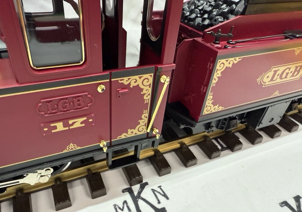 LGB 2217D Steam Locomotive and Powered Tender Red G Scale Rare Item - Image 4 of 4