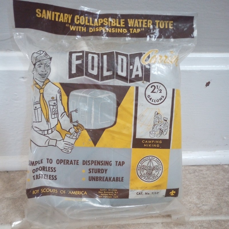 Vintage NOS Reliance Collapsible 2.5 Gallon Fold-A-Carrier Boy Scouts of America