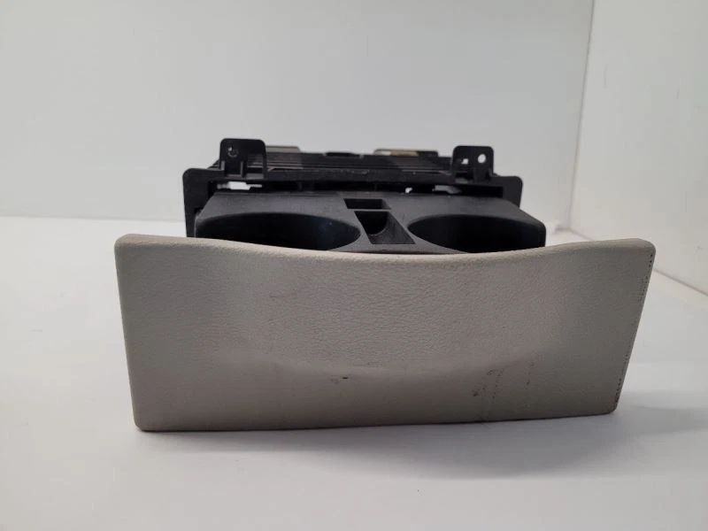 13 portavasos Chrysler Town Country Center 2013 gris 1Pe37BD1AB Foto 2 de 4