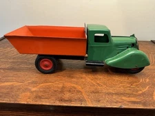 1930s KINGSBURY PRESSED STEEL DUMP TRUCK 15” ORIGINAL STICKER!