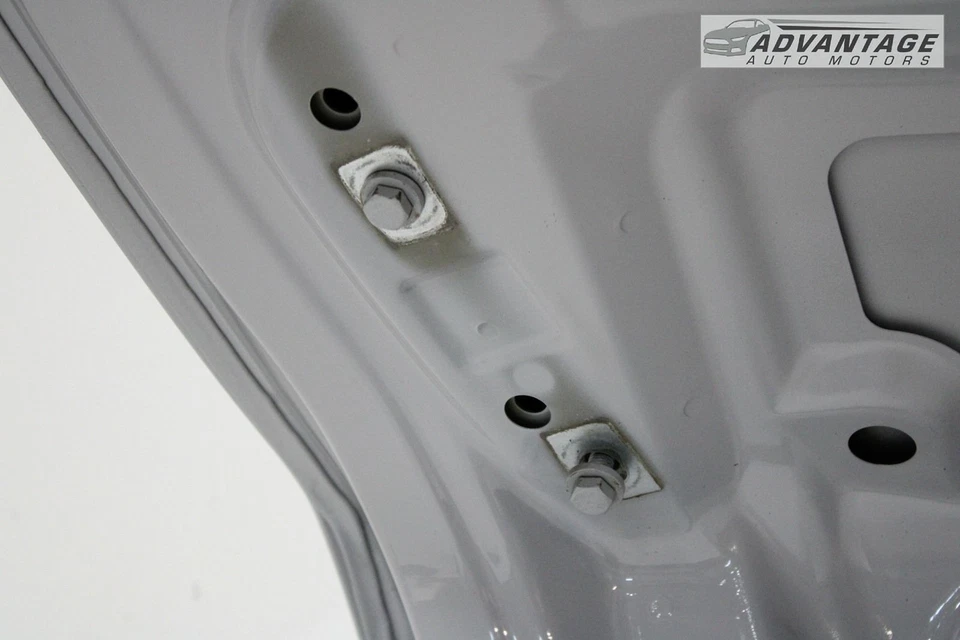 BMW 330E F30 2016-2018 sedán tapa maletero cubierta puerta glaciar plata metálica OEM Foto 4 de 4