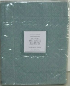 rh lumbar pillow