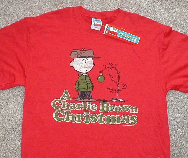 peanuts charlie brown christmas t shirt red medium ebay peanuts christmas t shirt