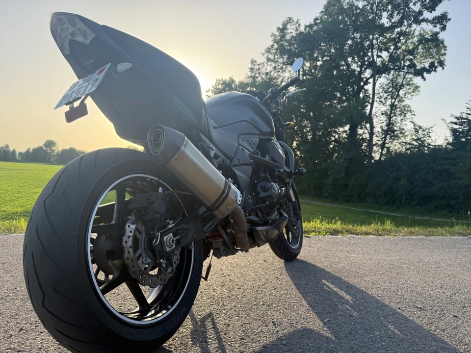 Kawasaki Z 750  mit ABS - Bild 2 von 4