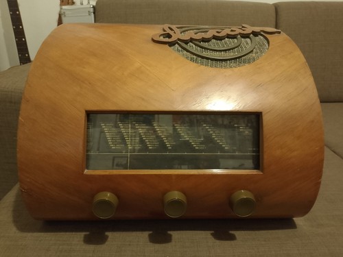 RADIO D' EPOCA DUCATI 3404 ( PANIERE ) FUNZIONANTE