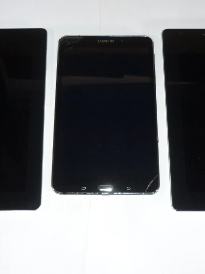 Apple - Samsung Pads etc. Job lot Not Tested Tablets Sold As Seen - Image 3 of 4