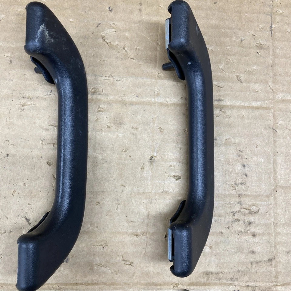 Subaru WRX STI 2008-2014 interior techo agarre manija negro delantero trasero derecho izquierdo Foto 2 de 4