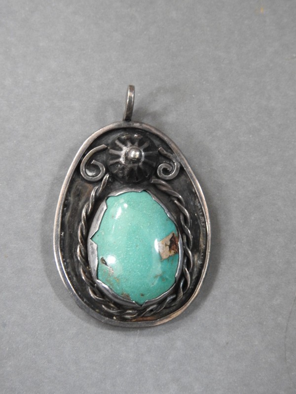 STERLING SILVER AND TURQUOISE PENDANT southwestern estate