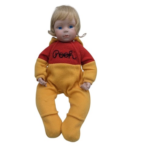 Vintage 1998 Exclusive Ashton-Drake "You Need A Hug, Pooh" Porcelain Doll - Picture 11 of 11