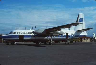 Dia TF-FLM Fokker F27-200 Friendship Icelandair 35mm gerahmt OP-L10-82