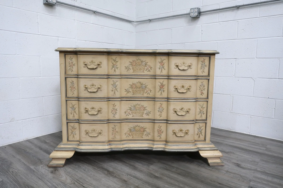 Drexel Heritage Wooden Living Room Home and Garden Furniture for