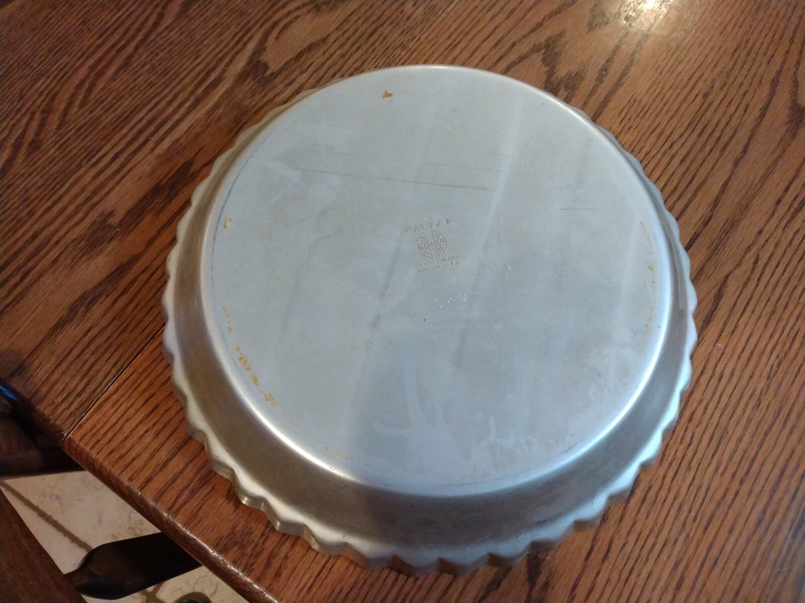 Vintage WEAREVER Fluted Aluminum Pie Pan 10 x 1 3/4 No 2865 USA Metal