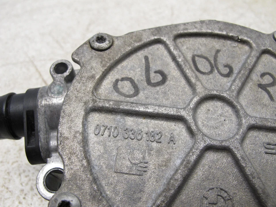 12-18 BMW F30 328i 228i 428i 528i X1 X3 X4 X5 Z4 ENGINE MOTOR VACUUM PUMP OEM 24 - Image 4 of 4