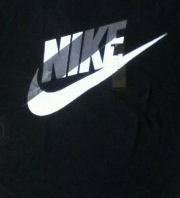 logo authentic nike
