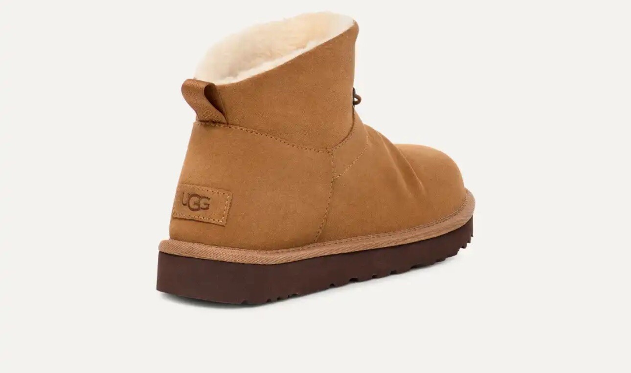 Rare UGG Women's Classic Mini Toggler Boot Size 9 Chestnut image 4