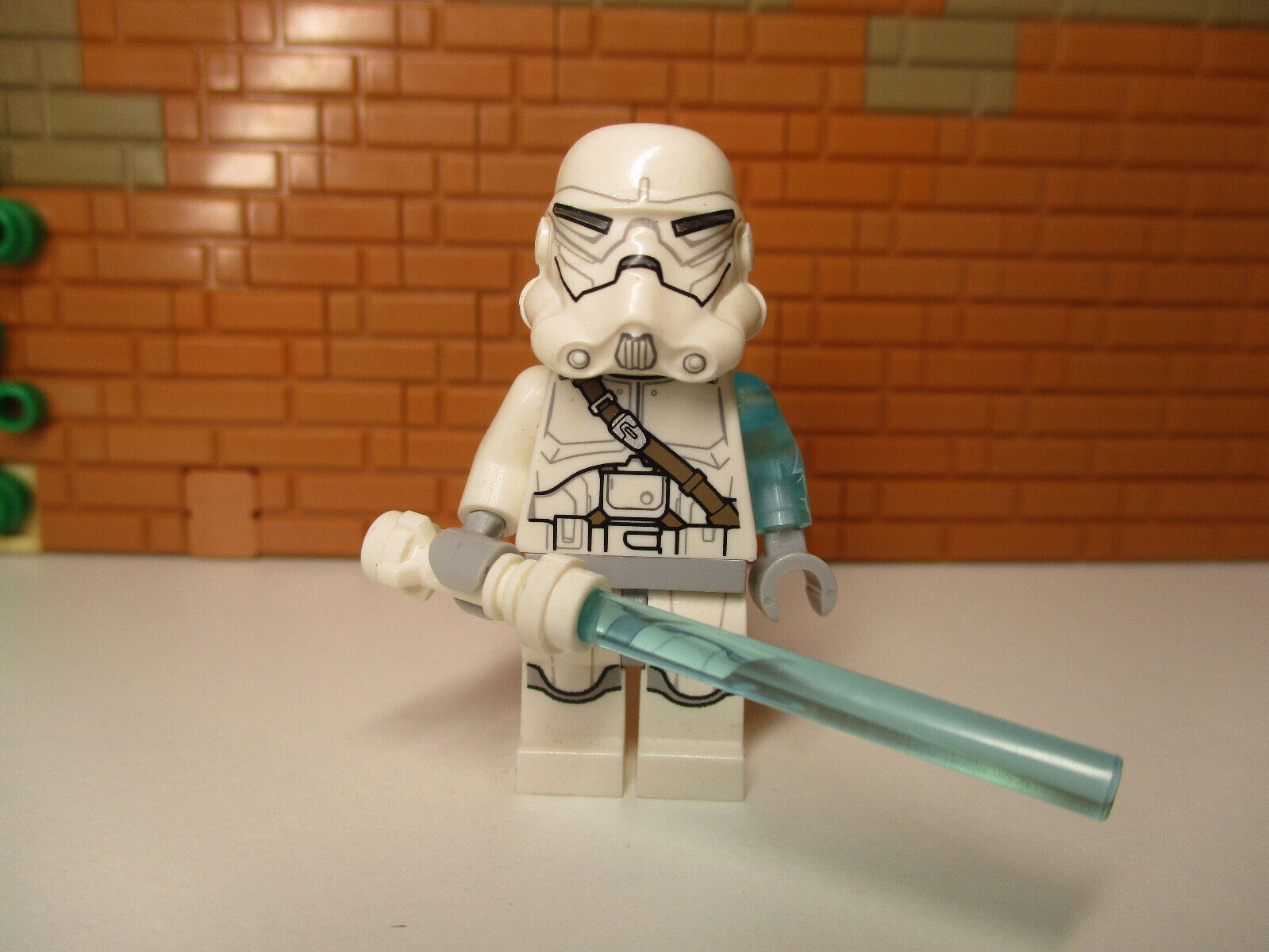 (L4/24/3) LEGO Star Wars Jek 14 Mini Figurine From 75051