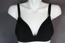 Lively Wireless Lightly Lined Plunge J-hook on back Bra size 34C