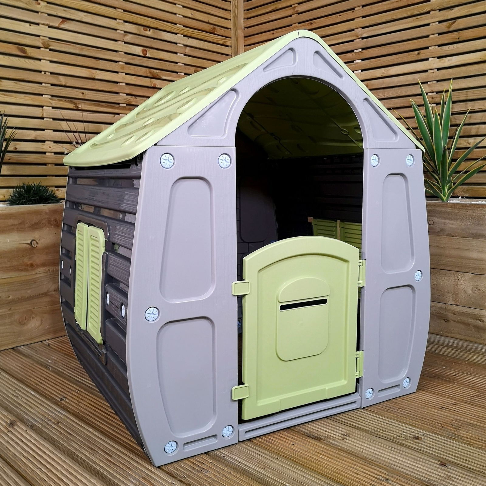 1.09m Classic Colour Kids Indoor Outdoor Plastic Wendy house Magical