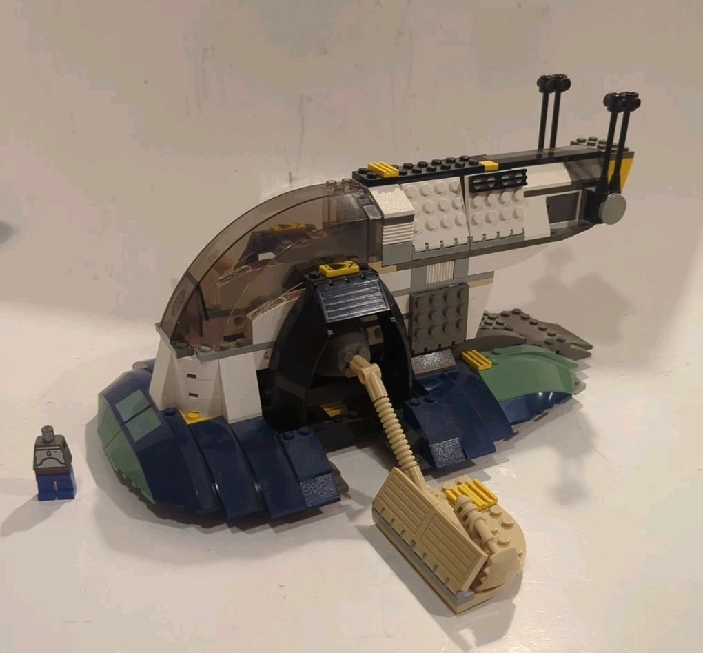 LEGO Star Wars 7153 Jango Fett’s Slave I - Incomplete Ship + Rare Jango Torso
