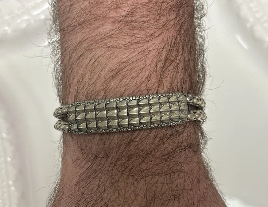 Pulsera de eslabones de cadena doble escala cocodrilo David Yurman para hombre Foto 2 de 4