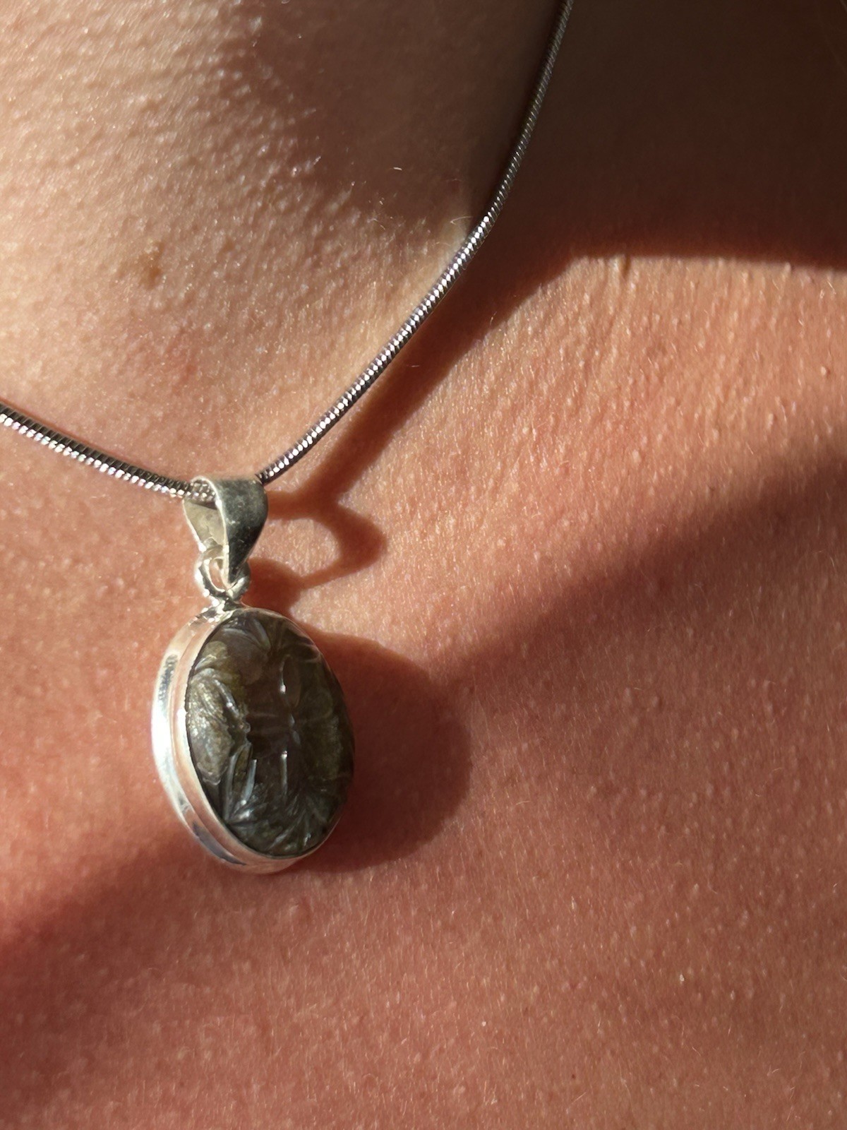 Collier labradorite véritable et acier inoxydable à reflets mystiques - 4