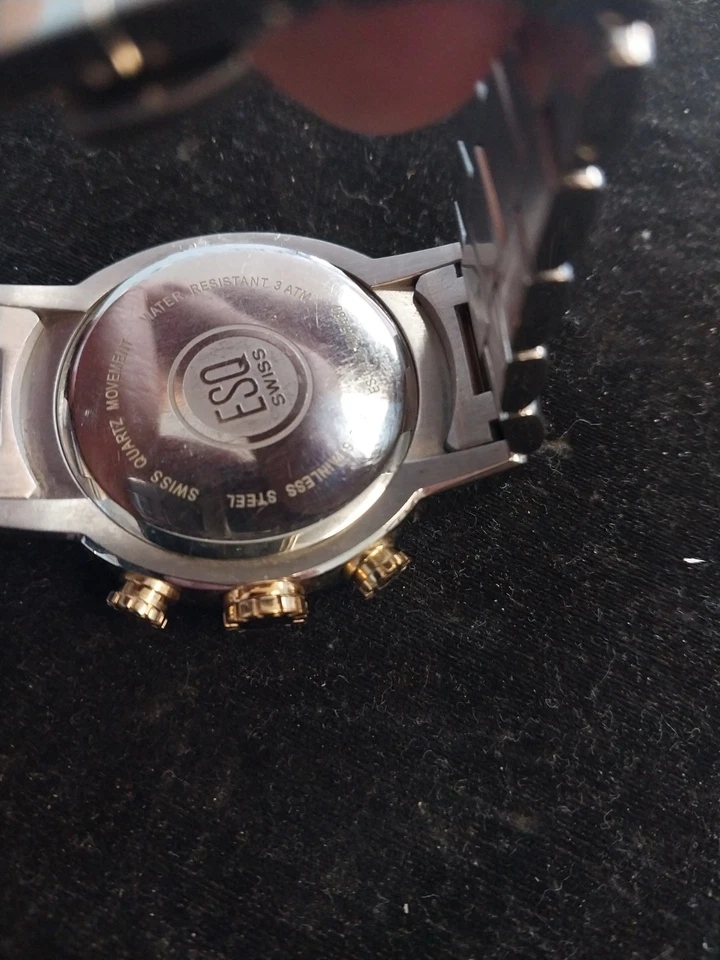 Cronógrafo suizo Movado Esq dos tonos oro y plata funcionando Foto 4 de 4