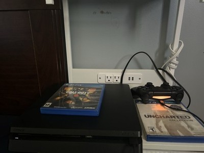 Sony PlayStation 4 PS4 Black 500GB Console w/ DualShock 4 + 2 Games