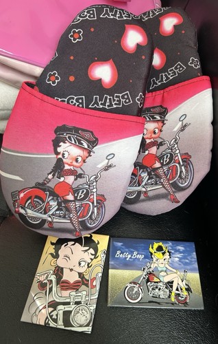 Vintage Betty Boop Biker Soft Women's Non-Skid Slippers Size 5/6 + Biker Magnets