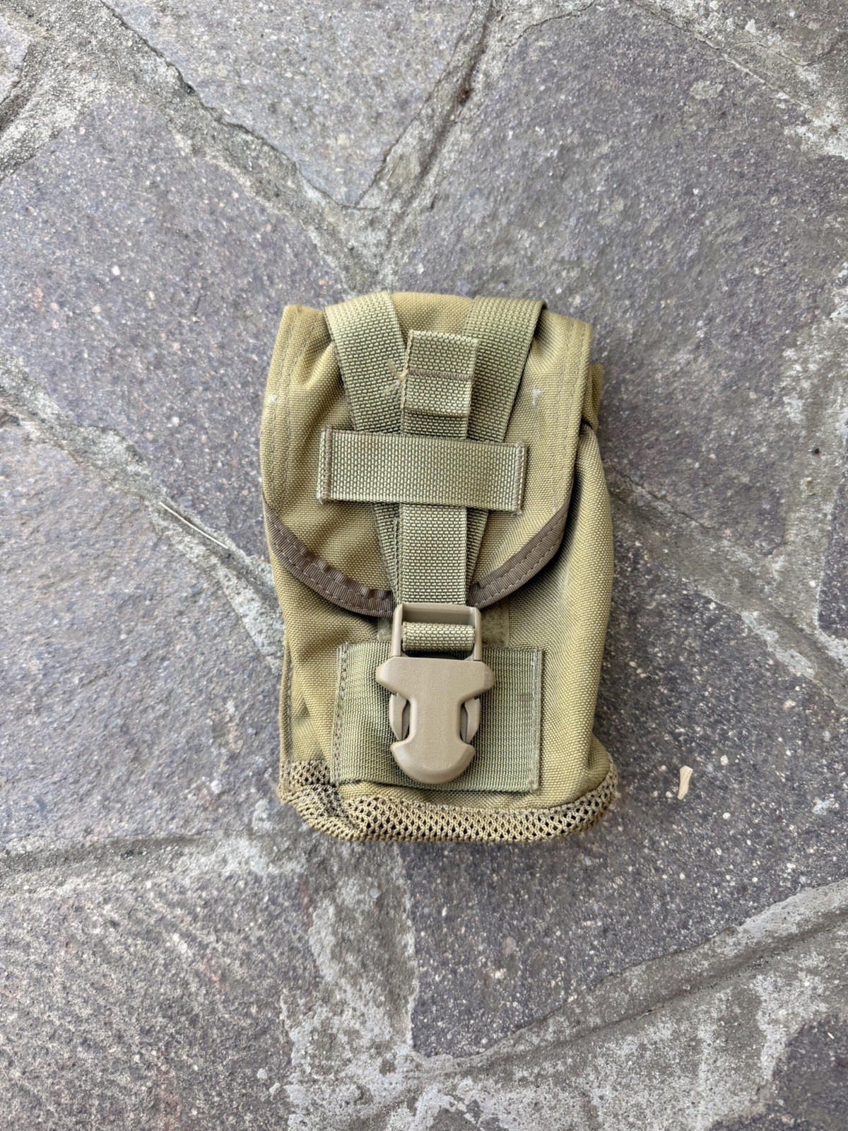 Eagle Industries Canteen Pouch Khaki - Old Gen - Very Good Condition
