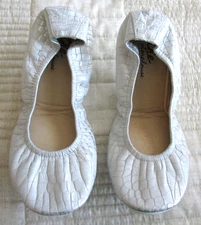 The Storehouse Flats Leather Foldable Ballet Flats Platinum Silver Size 8 - NEW