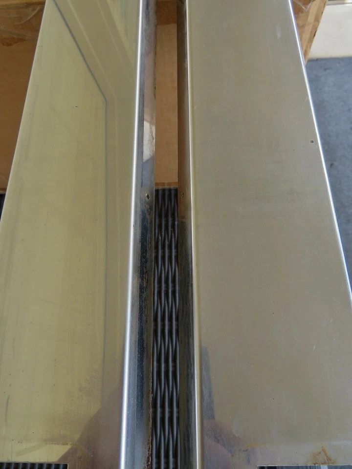 Jensen Interceptor 1974 OEM Mk III panel basculante de acero inoxidable moldeado buen estado Foto 3 de 4